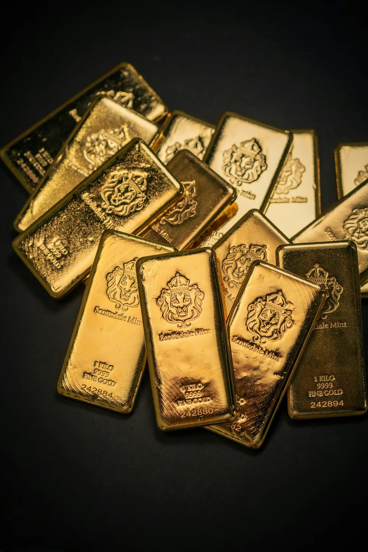 Kilo gold bullion bars, one of the forms Don Pepes lends against and buys